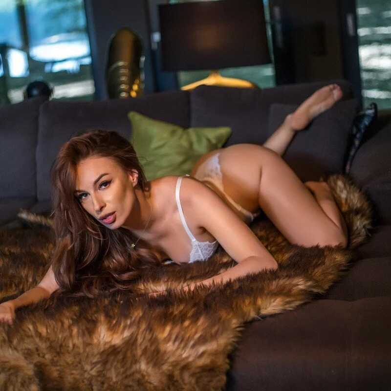 KylieeV — FansOnlyX creator profile