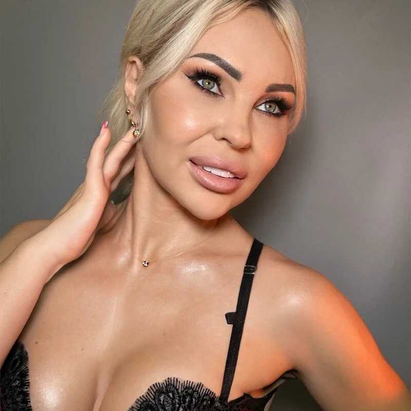 Hotnessi — FansOnlyX creator profile