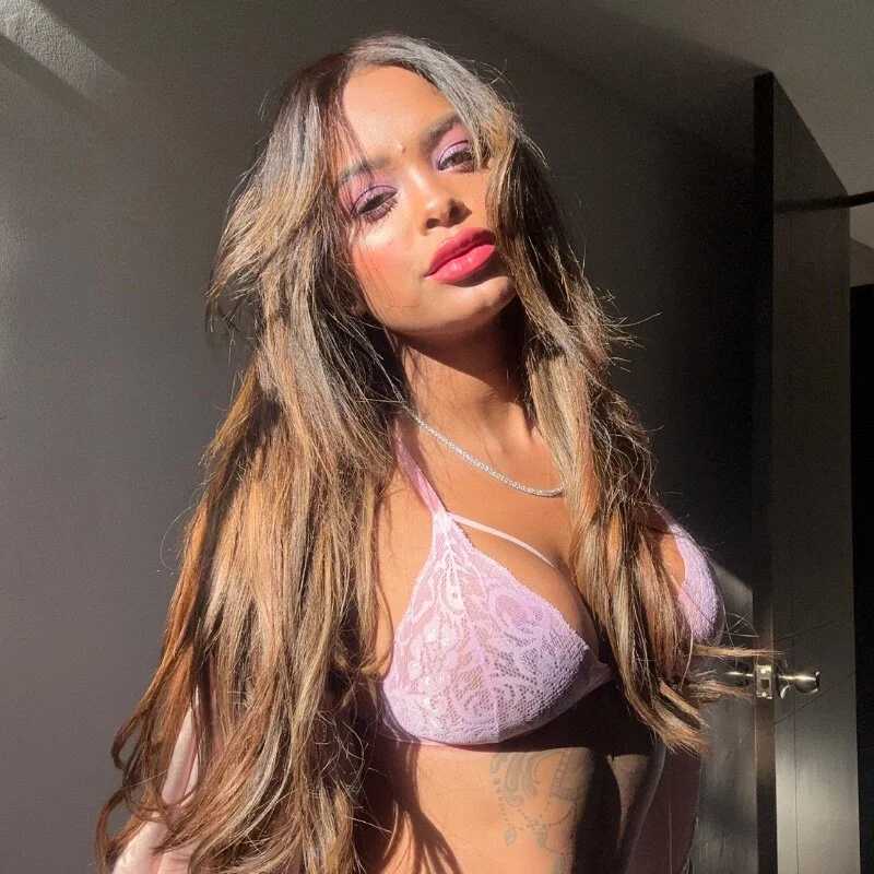 Susanamendezz — FansOnlyX creator profile