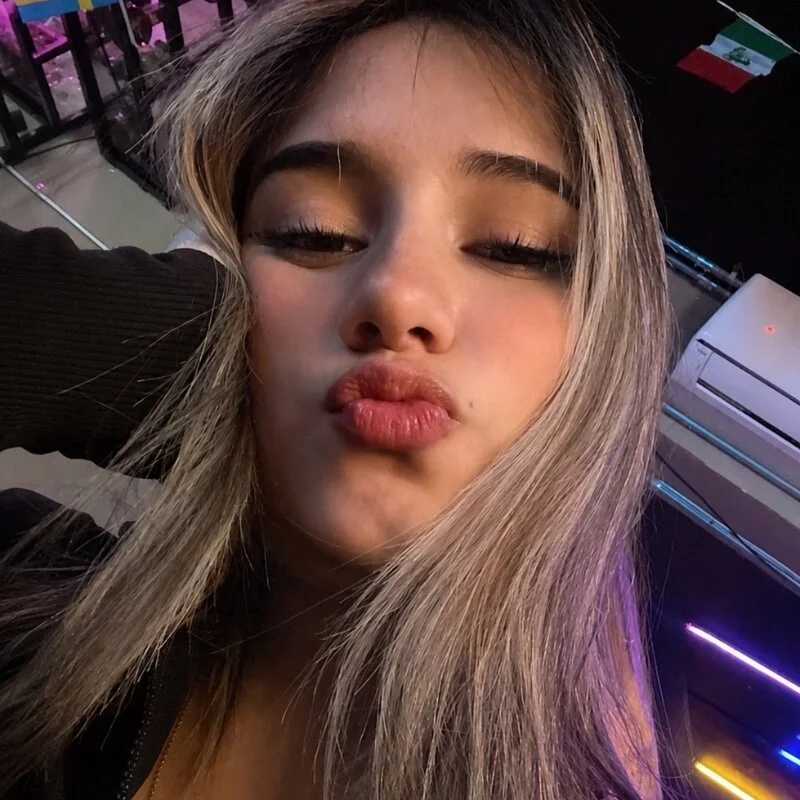 Lunny_Rosse — FansOnlyX creator profile