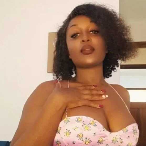 ebony_ghoddes — FansOnlyX creator profile