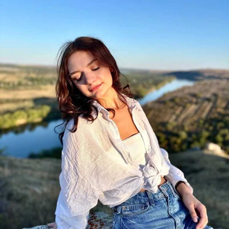 MiaBoyka — FansOnlyX creator profile