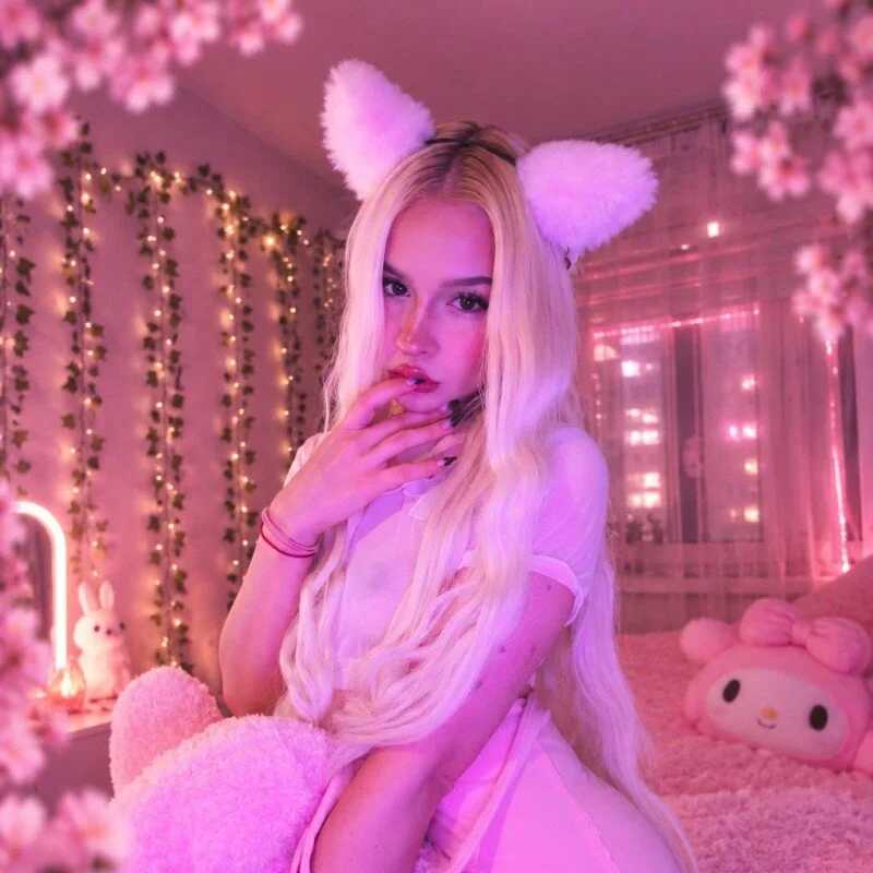 CloudyUniasia — FansOnlyX creator profile
