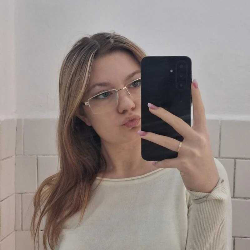 MiaAndersss — FansOnlyX creator profile