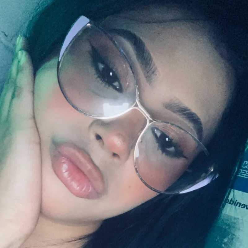 RoxyVelvet — FansOnlyX creator profile