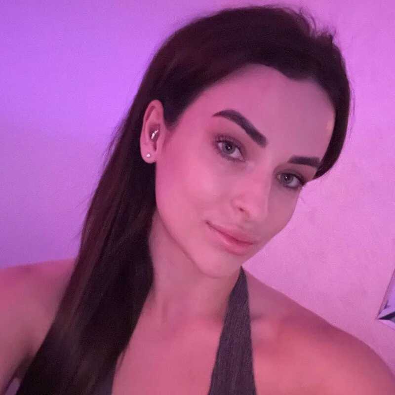 Kira__love1 — FansOnlyX creator profile