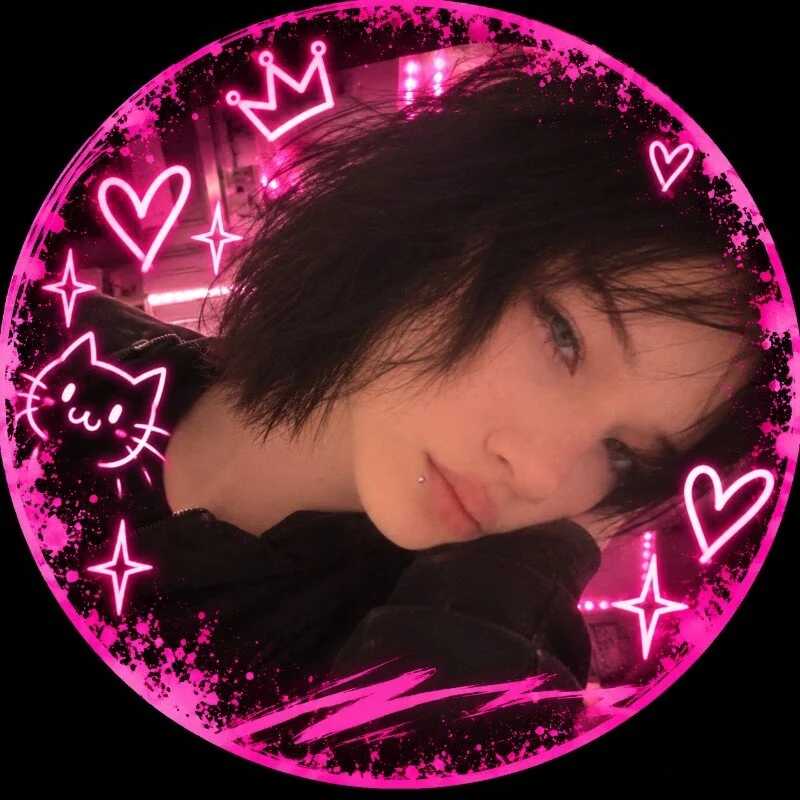 HollieMadrueno — FansOnlyX creator profile