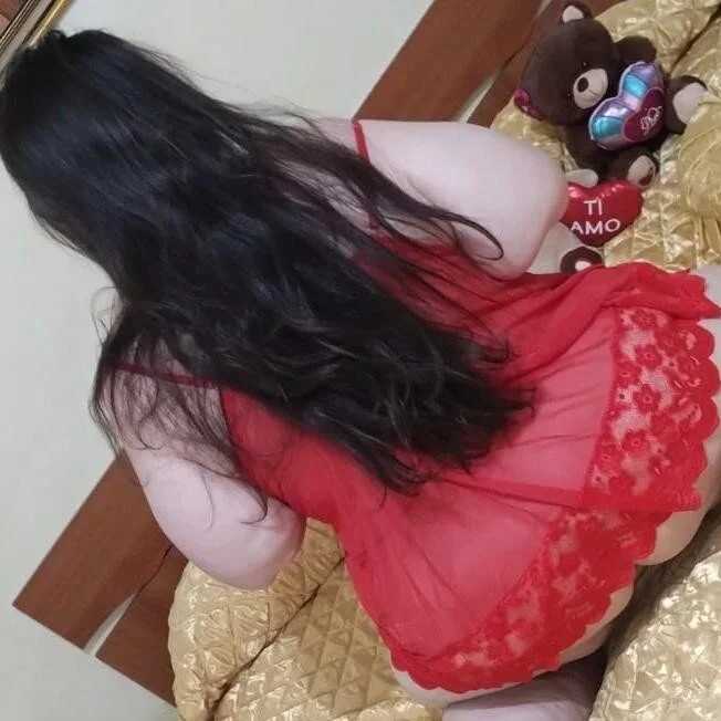 Dolcecurvy — FansOnlyX creator profile