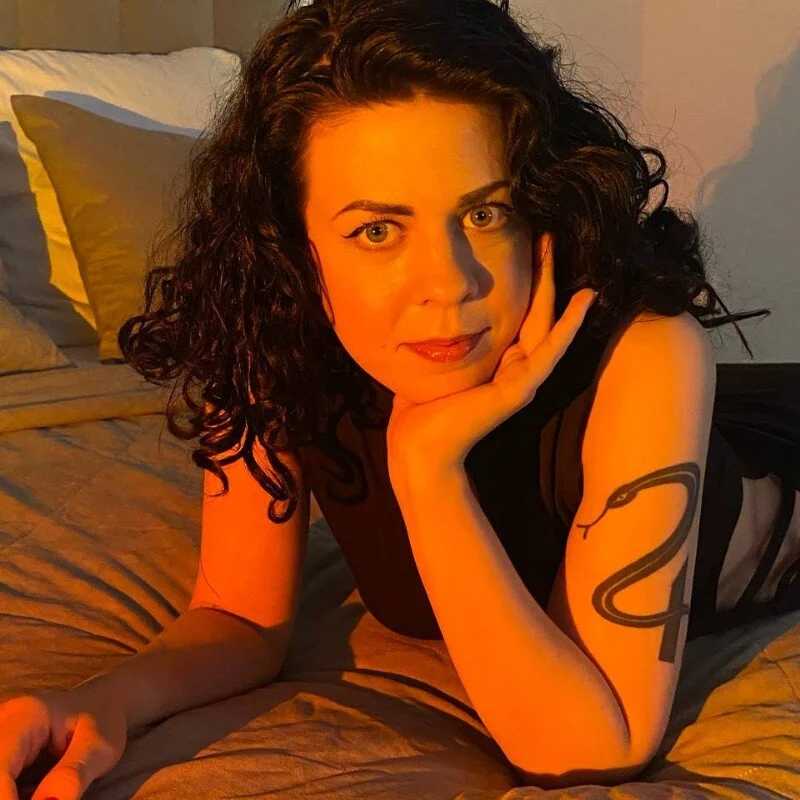 TrishaHart — FansOnlyX creator profile