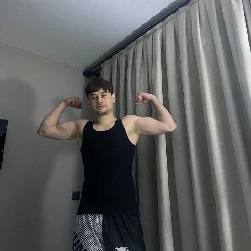 Alejandro_Ellias — FansOnlyX creator profile