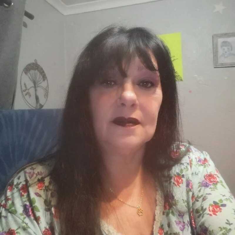 LadyCHARMS69 — FansOnlyX creator profile