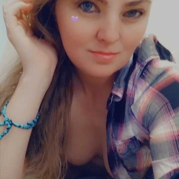 lovely_lola1111 — FansOnlyX creator profile