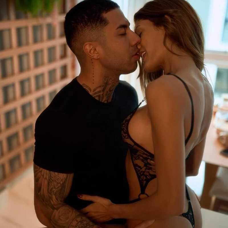 tassiaraujo — FansOnlyX creator profile