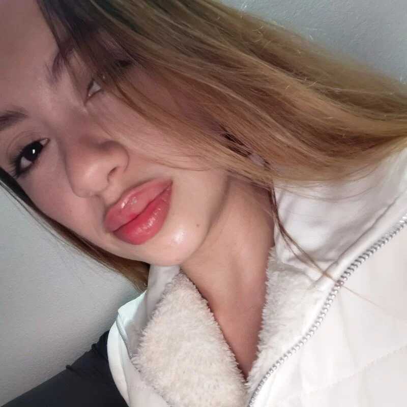 Naomi__24 — FansOnlyX creator profile