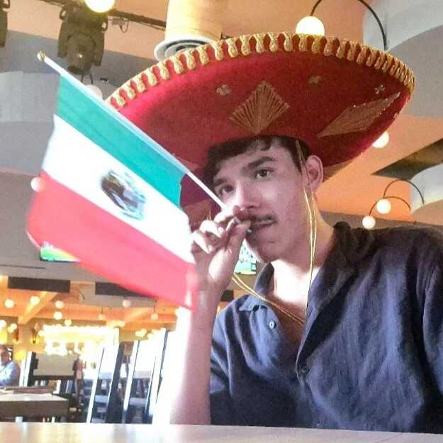 MexaToy — FansOnlyX creator profile