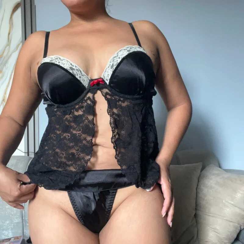 maryebony — FansOnlyX creator profile