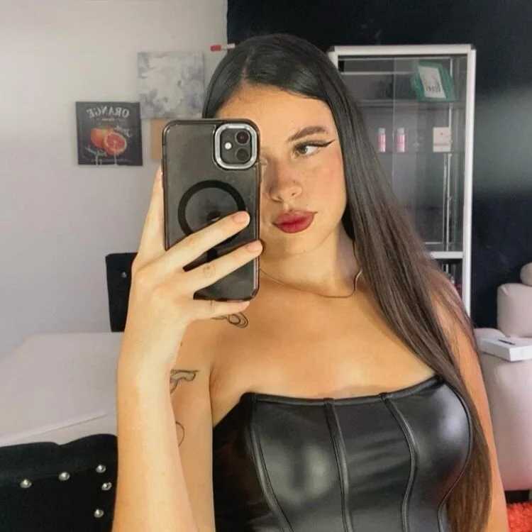 Kaylie_storm01 — FansOnlyX creator profile
