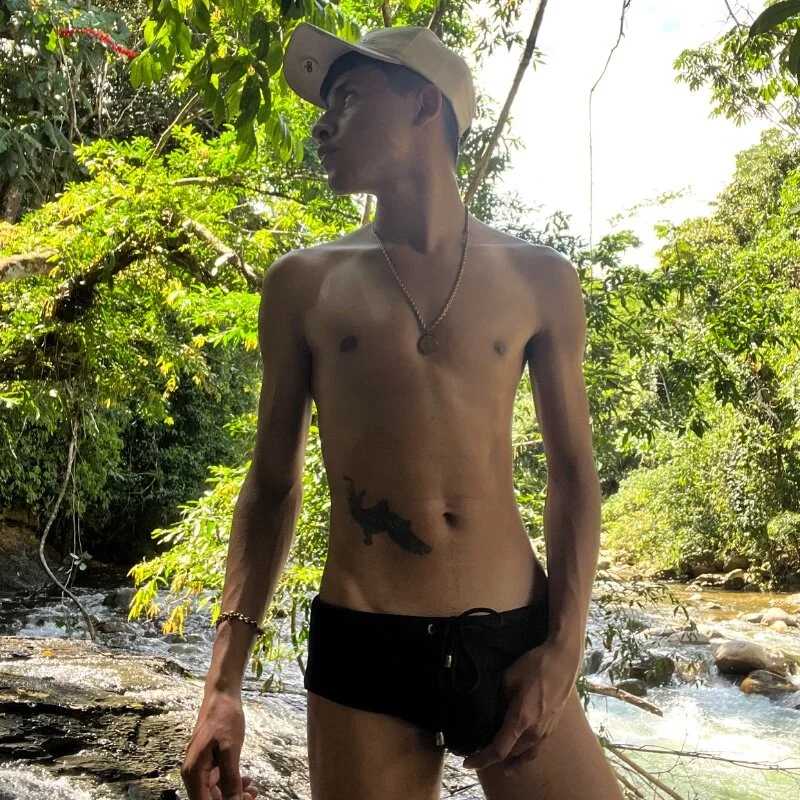 HotSebas_04 — FansOnlyX creator profile