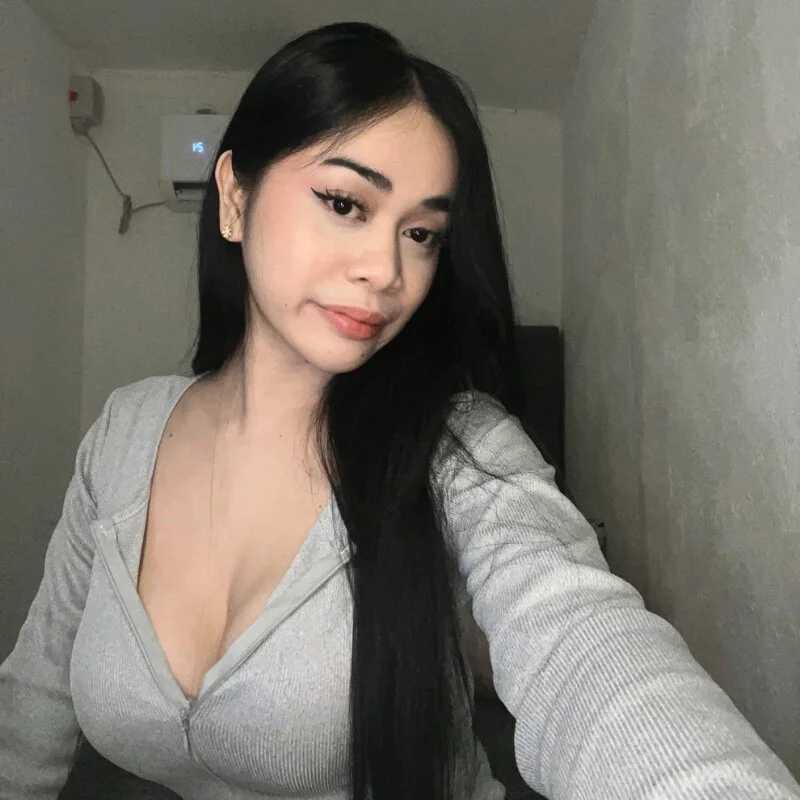 Expensive_Chloe — FansOnlyX creator profile
