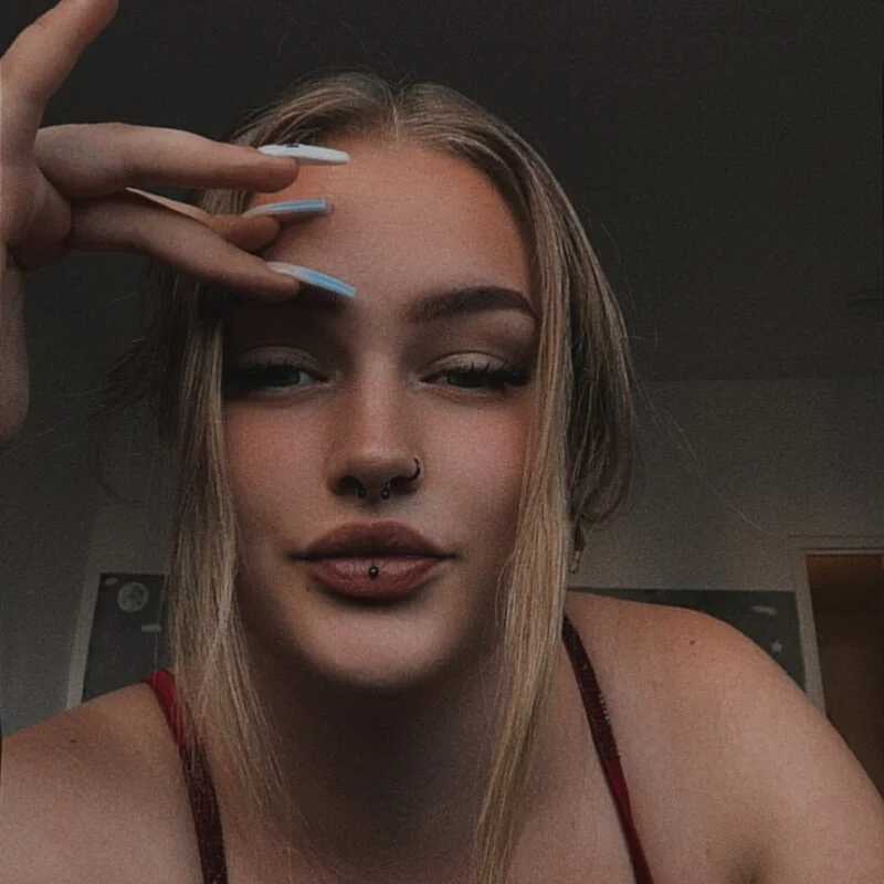 Laylaa_Rose — FansOnlyX creator profile