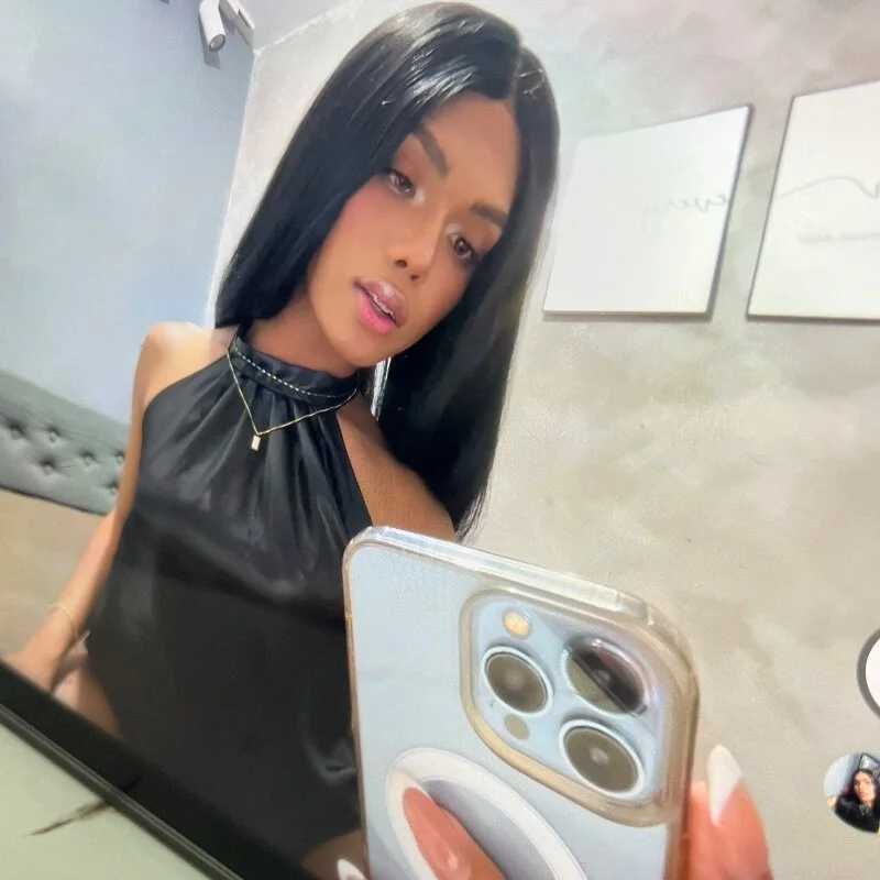 ally_xo — FansOnlyX creator profile