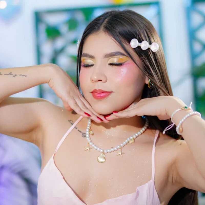 Amber23_ — FansOnlyX creator profile
