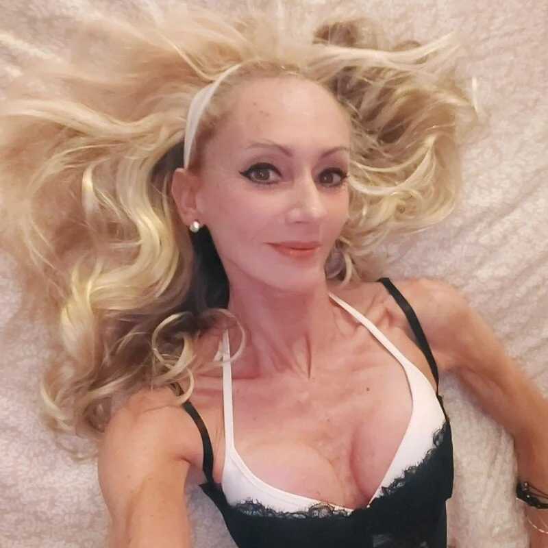 siennadiamond — FansOnlyX creator profile