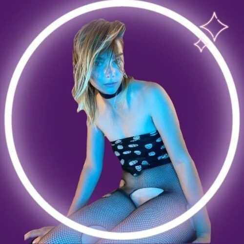 Sophie_Bell — FansOnlyX creator profile