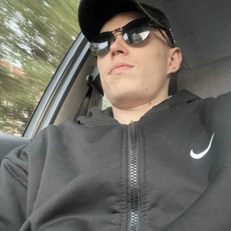 Povilitel2 — FansOnlyX creator profile