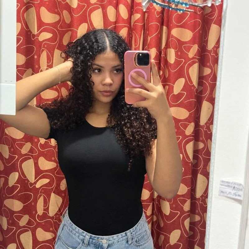 Helen_Ebony — FansOnlyX creator profile