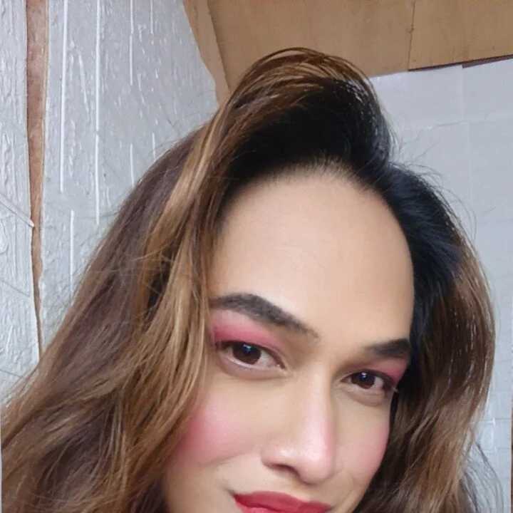 ur_dreamgirlxxx — FansOnlyX creator profile