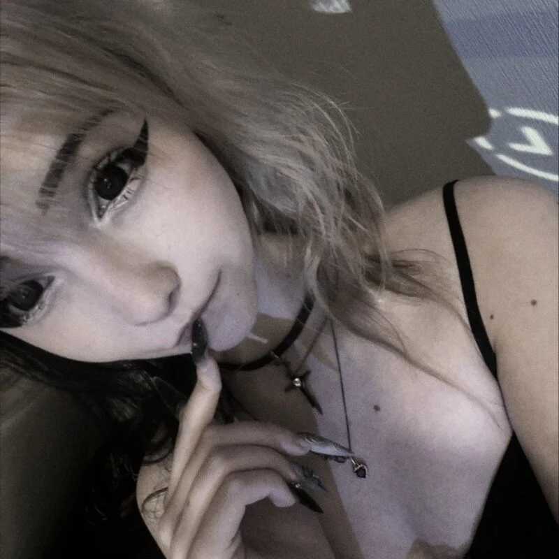 lilisvampiris — FansOnlyX creator profile