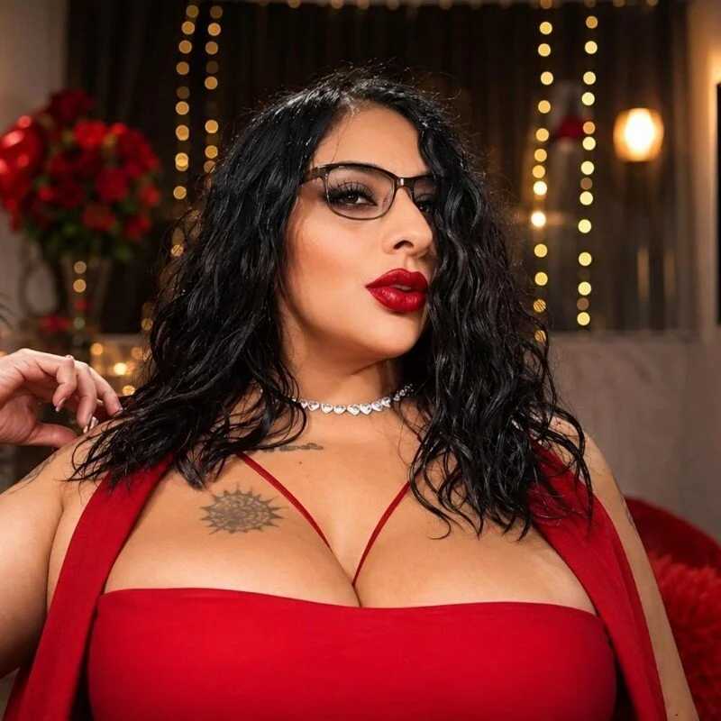 AlexaBigBoobss — FansOnlyX creator profile