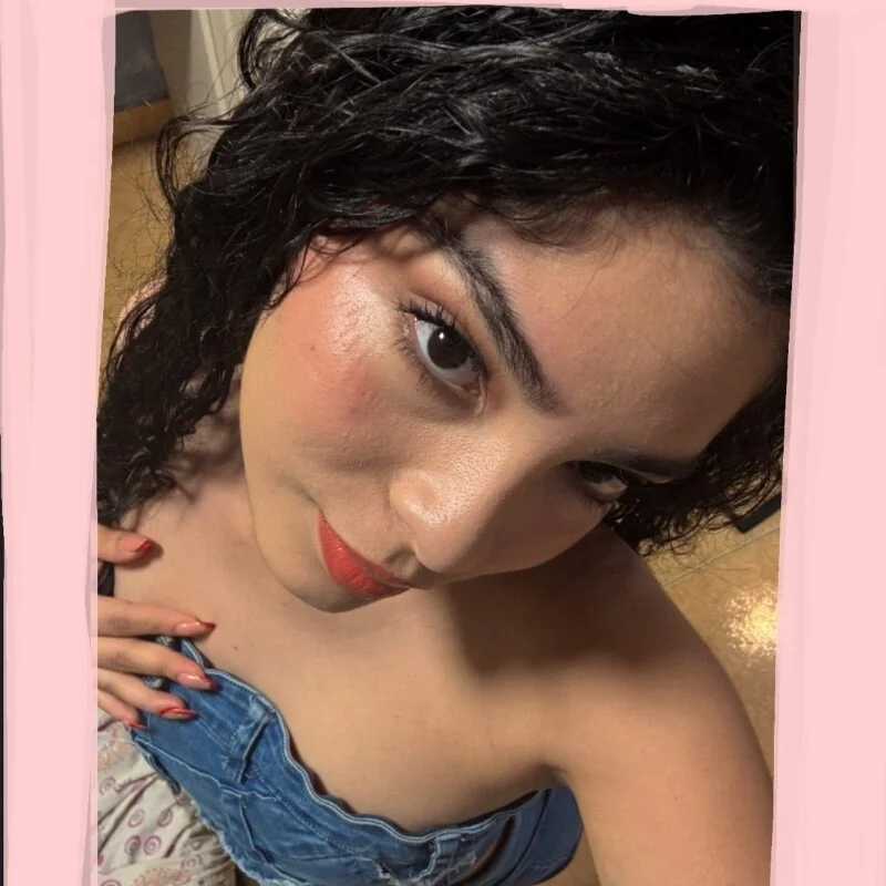 dani_bela — FansOnlyX creator profile