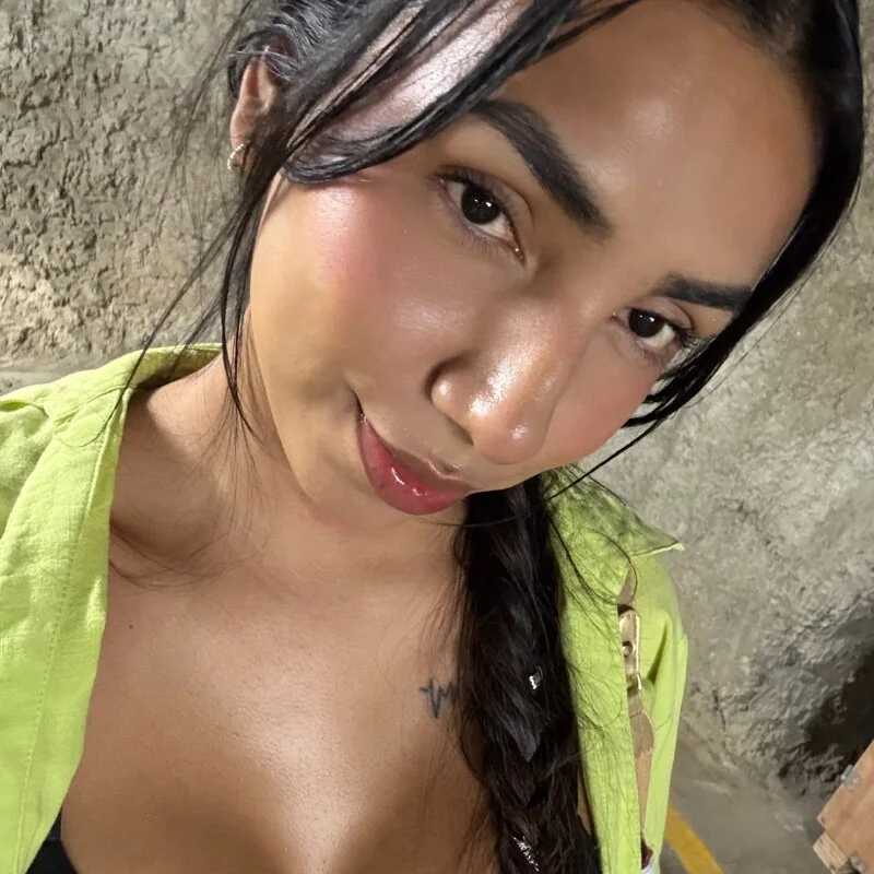 BRENDAGUERRA_ — FansOnlyX creator profile