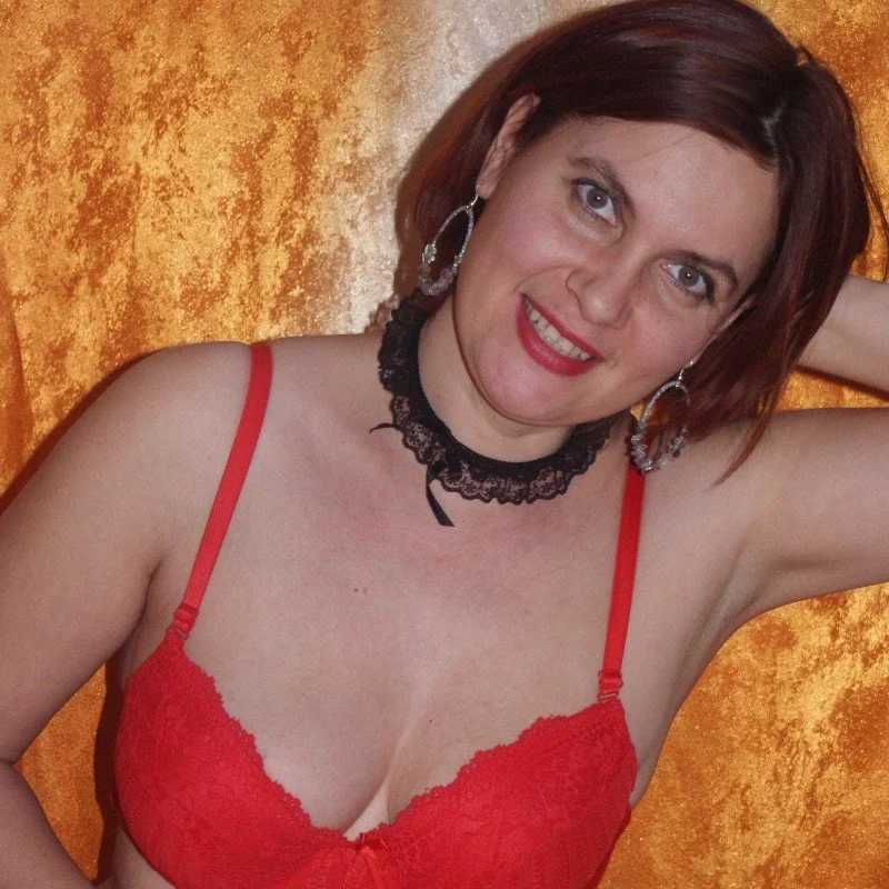 PlayfullMature — FansOnlyX creator profile