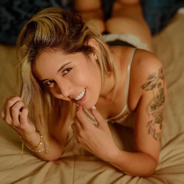 lunaa_mayerr — FansOnlyX creator profile