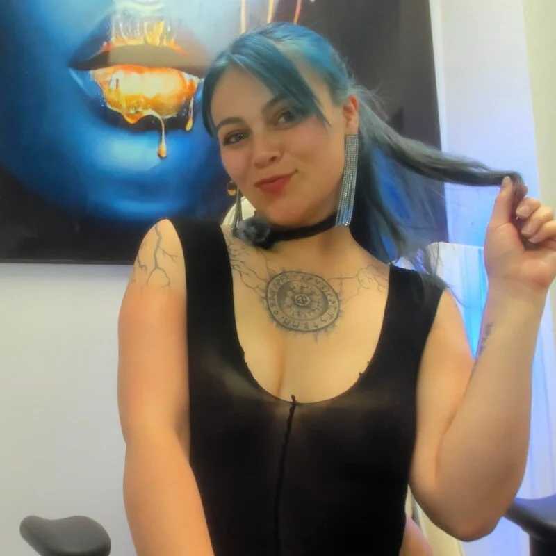 AylinCollins — FansOnlyX creator profile