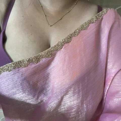 sexyveena — FansOnlyX creator profile