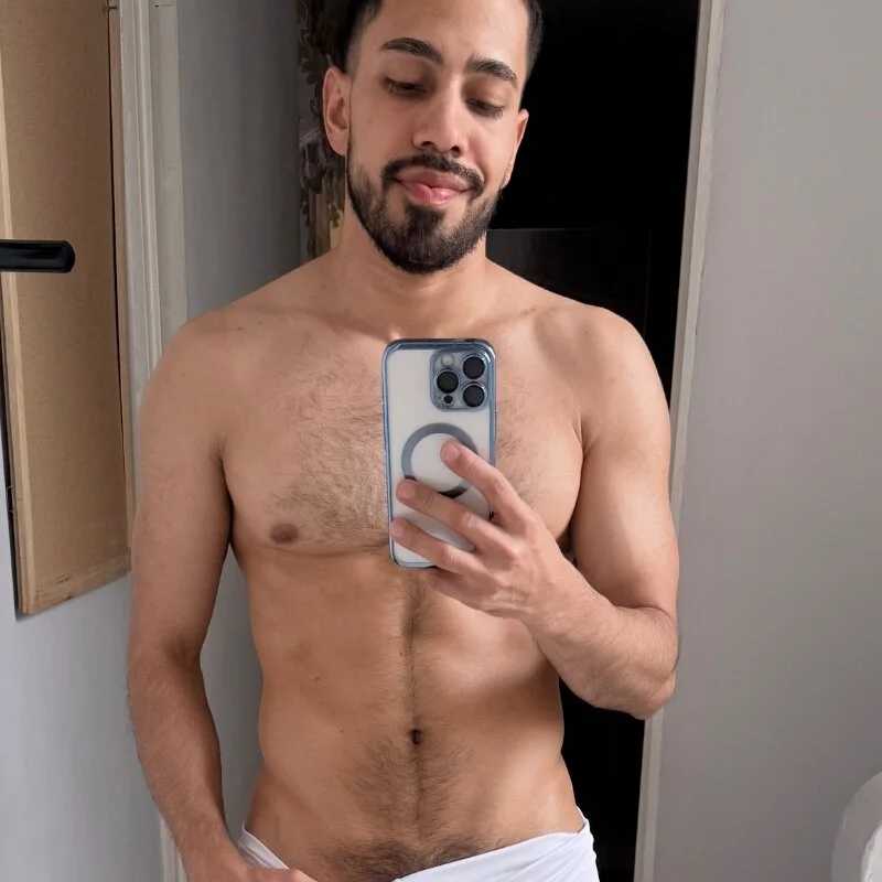 sexyjameshot — FansOnlyX creator profile