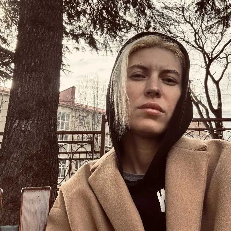 EleanorThornfield — FansOnlyX creator profile