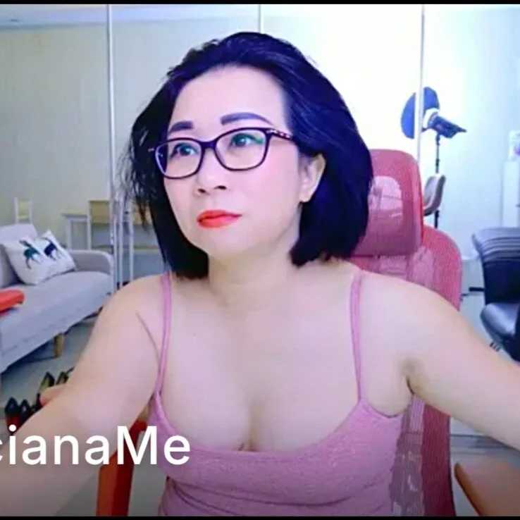 LucianaMe — FansOnlyX creator profile