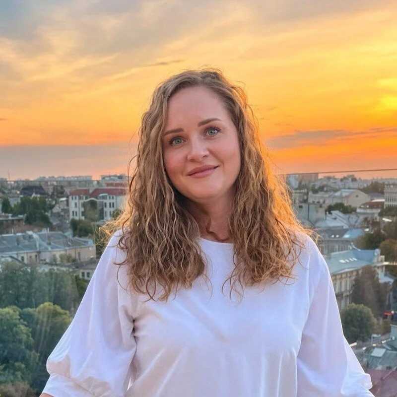 Chorna_Rouse — FansOnlyX creator profile