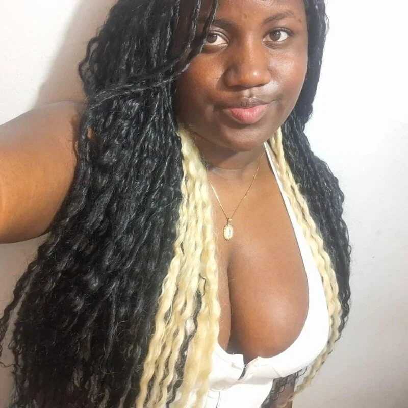 devonny_22 — FansOnlyX creator profile