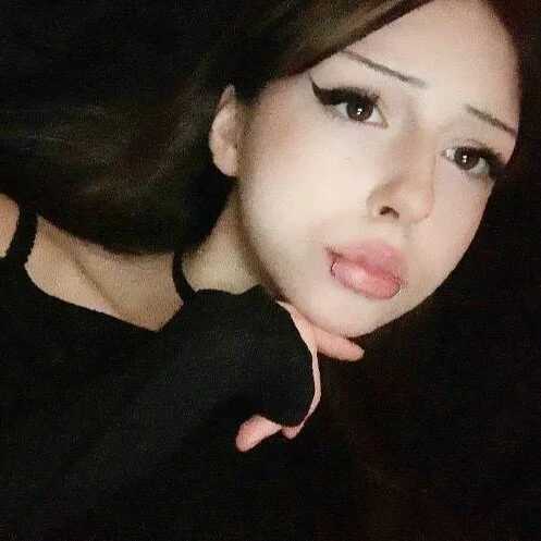 EvelineStiner — FansOnlyX creator profile
