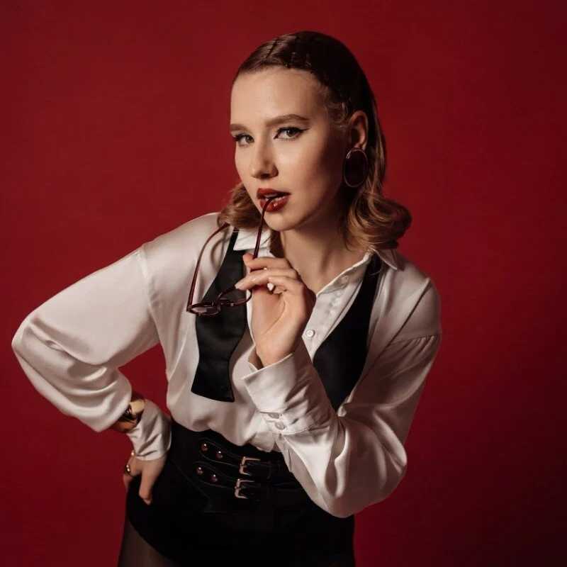LiliLinn — FansOnlyX creator profile