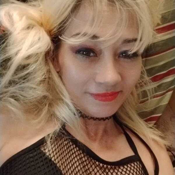 YukiLeii — FansOnlyX creator profile
