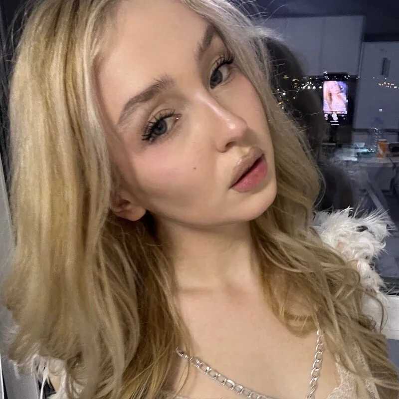 real_aphrodite — FansOnlyX creator profile