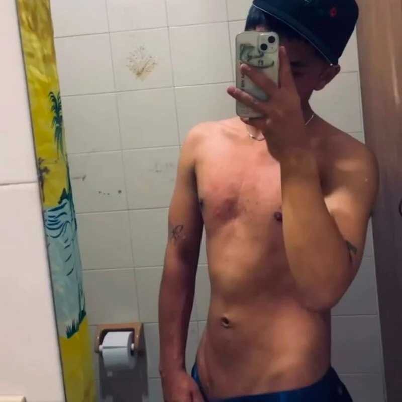 Bryant_tay — FansOnlyX creator profile
