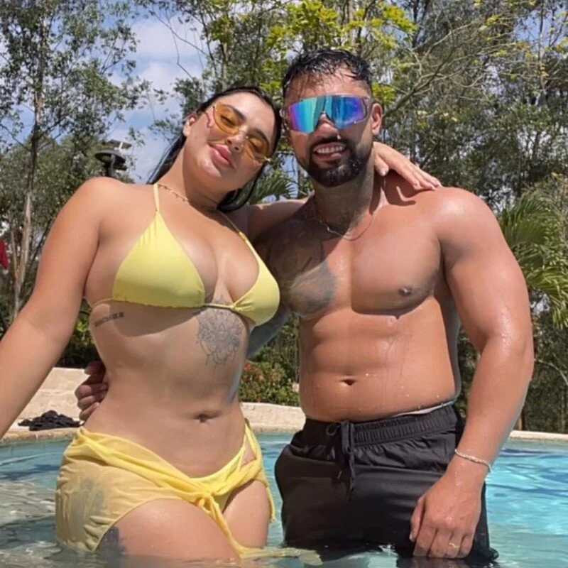 SEXXYLATINCOUPLE1 — FansOnlyX creator profile